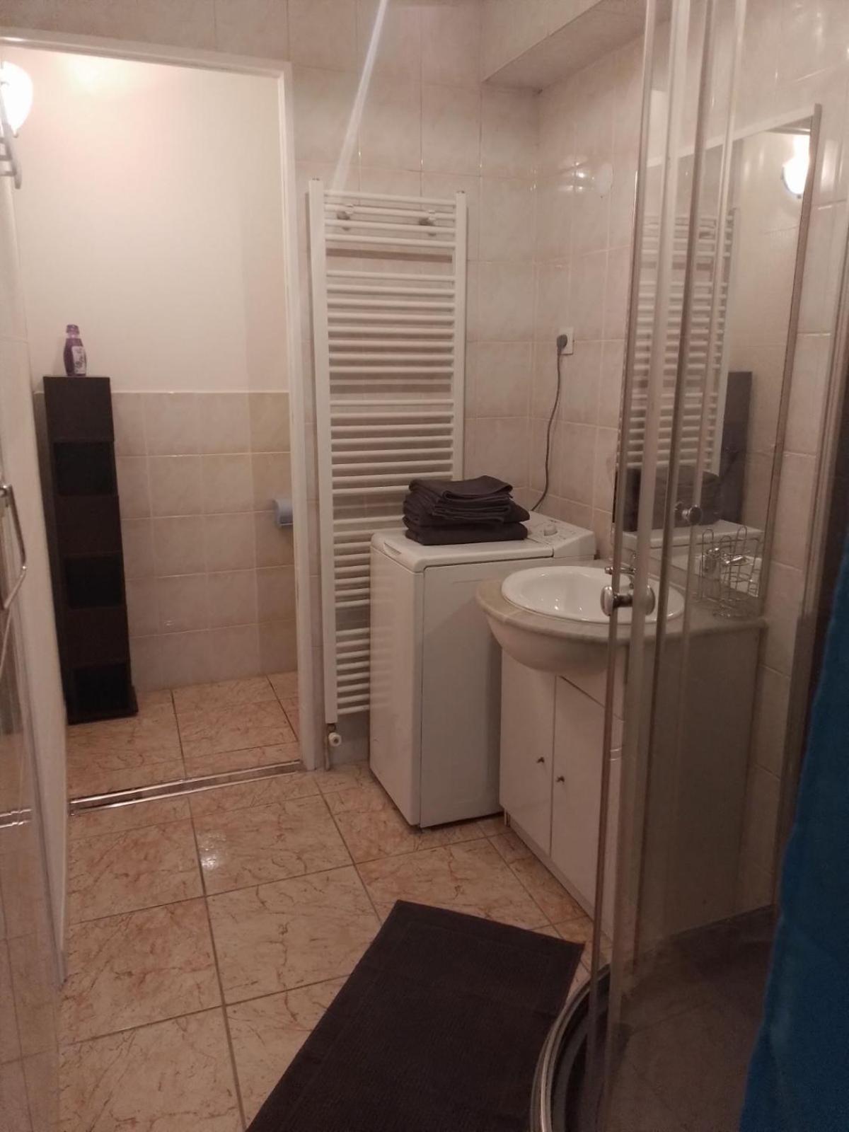 2 Pieces Cocooning Apartment Saint-Claude Ngoại thất bức ảnh